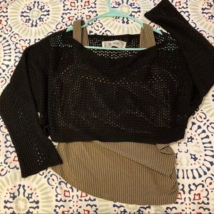 Off shoulder knit shrug crop top